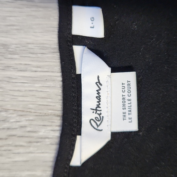 7|$30 Reitmans top size Large black - Picture 2 of 2
